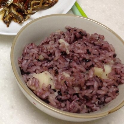 バター風味がなんとも食欲をそそりますね。また作ろうと思います。ありがとうございました。